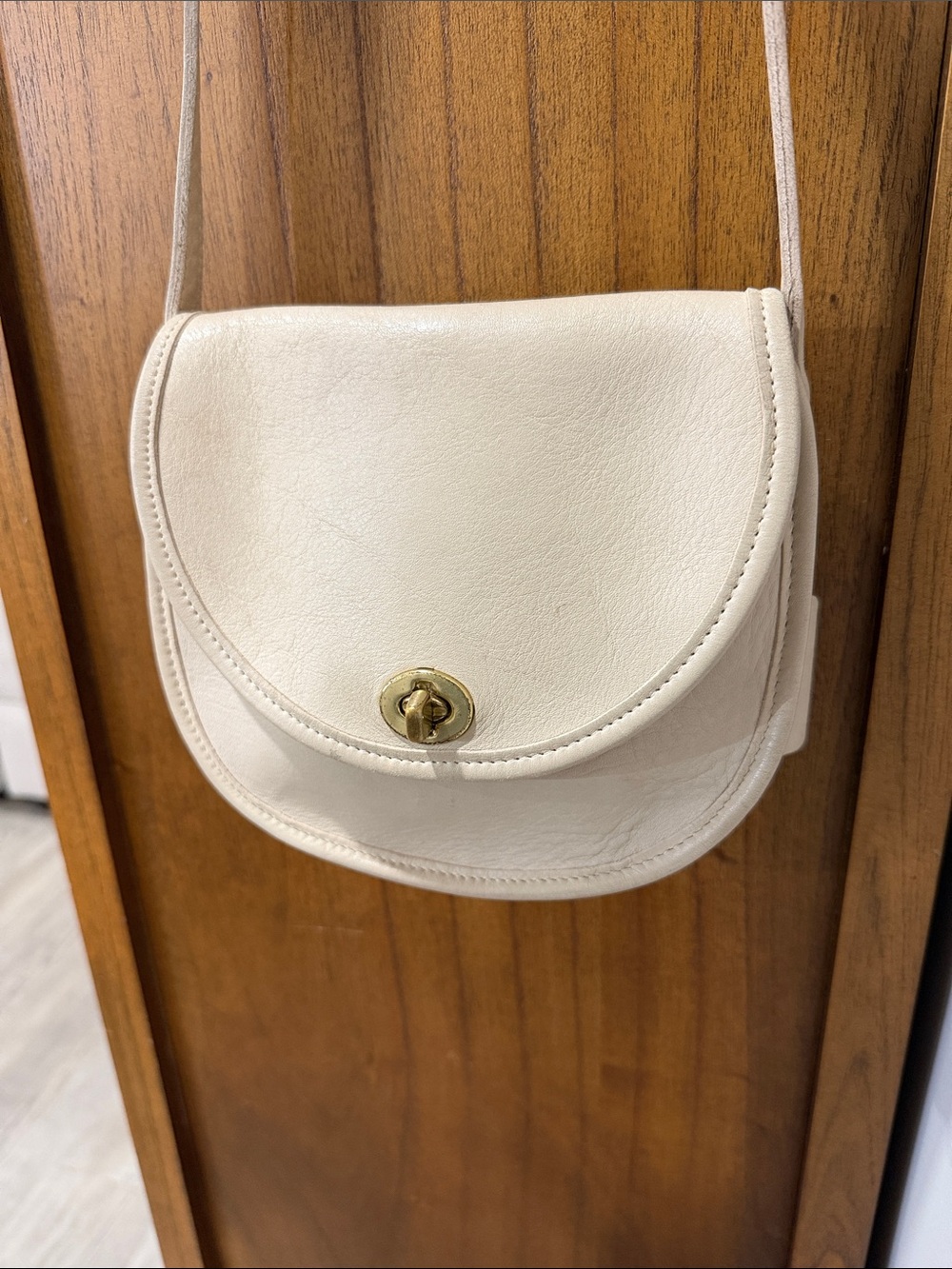 Vintage Coach Watson bag in color Bone 1996 - Picture 2 of 16